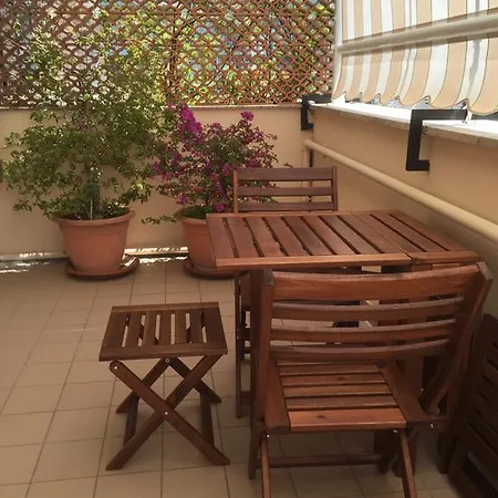 L'ancora Oda ve Kahvaltı *